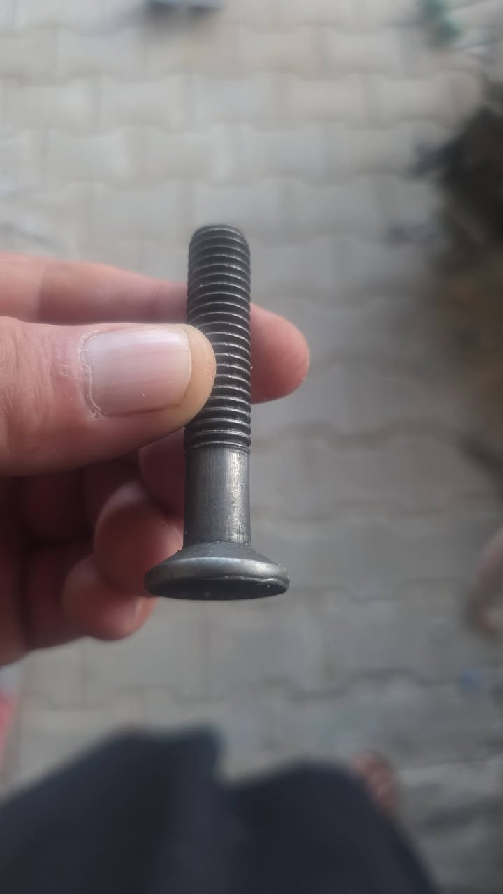 قطع غيار زراعية • محاريث • مضخات