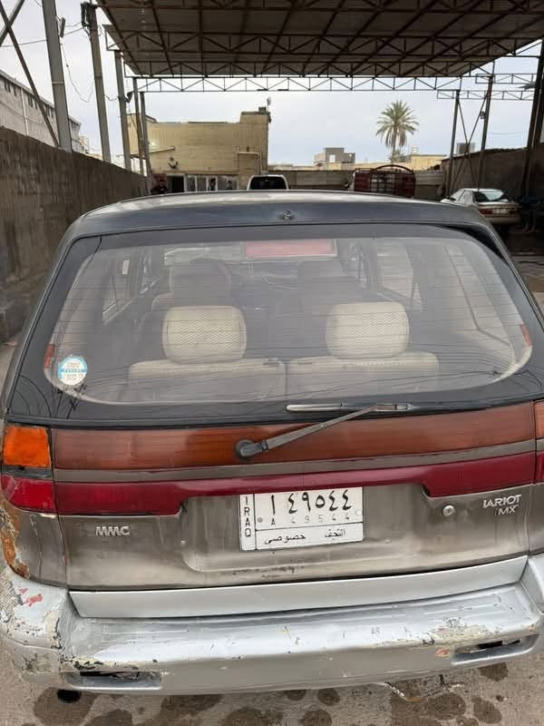 لام عليكم مسبوشي مديل 1992 جاهزه محرك وكير جدد دواخل نضيفه 7 راكب السعر30$ وبيها مجال مكاني النجف الاشرف للاتصال ***********
