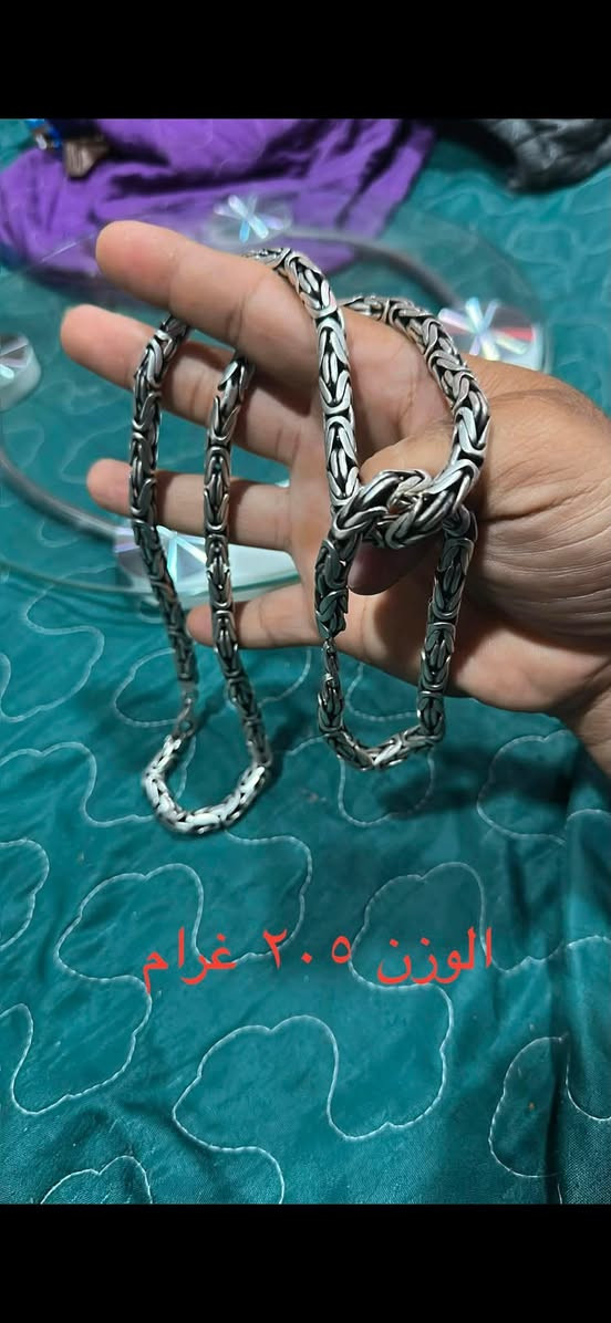 زناجيل للبيع ٩٢٥سعر الغرام ثلاث ونص 🔒 ***********
