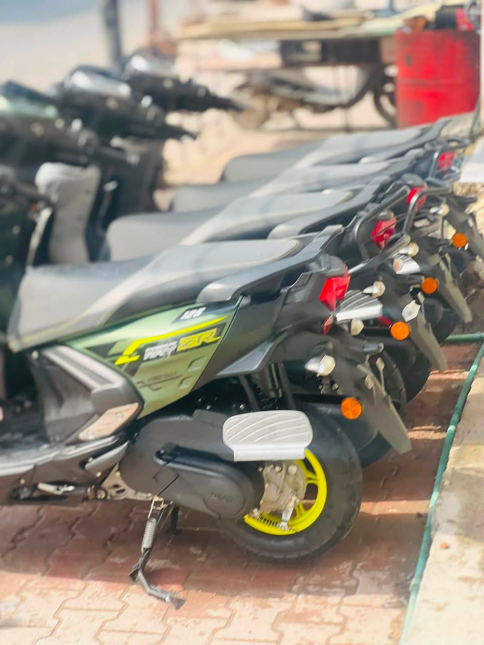 سلام عليكم 🤝
2025 2026 ZR 
بحاله الوكاله ❤️

للاستفسار *********** 📞
السماوة شارع كفيل قرب تقاطع ال باني 📍
متوفر 🟥 بيع 🟥 شراء 🟥 مراوس  🟥 إقصاد
