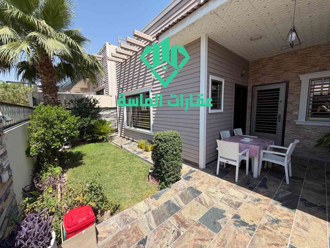 🏡 للبيع – دار مميز في مجمع القضاة

فرصة مميزة لامتلاك دار بتصميم خاص وتشطيبات فاخرة.

▪️ المساحة: 200 متر
▪️ بناء خاص وتشطيبات راقية
▪️ كاونتر مطبخ
▪️ مطبخ حار ومطبخ بارد
▪️ 5 سبالت
▪️ جميع البرادات مشمولة مع الدار
اكتب تم يصلك السعر 
للاستفسار ومزيد من الصور مراسلة الصفحة 
او الواتساب ***********
