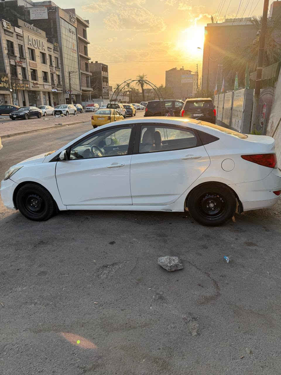 السلام عليكم اكسنت للبيع ٢٠١٤ الشركة العامة مكينه ١.٦
كير تبريد كلشي جاهز تخم تاير جديد باتري جديد فقط باب مبدل السايق بدون دواخل أبدا والشكل الخارجي مثل ما موضح بالصور الباقي مكفول الويل الأصلي موجود ماشية ٢٠٠ ألف مكاني بغداد حي الجامعة السعر ٨٨ وبيها مجال 
التواصل واتساب ماسنجر ***********
