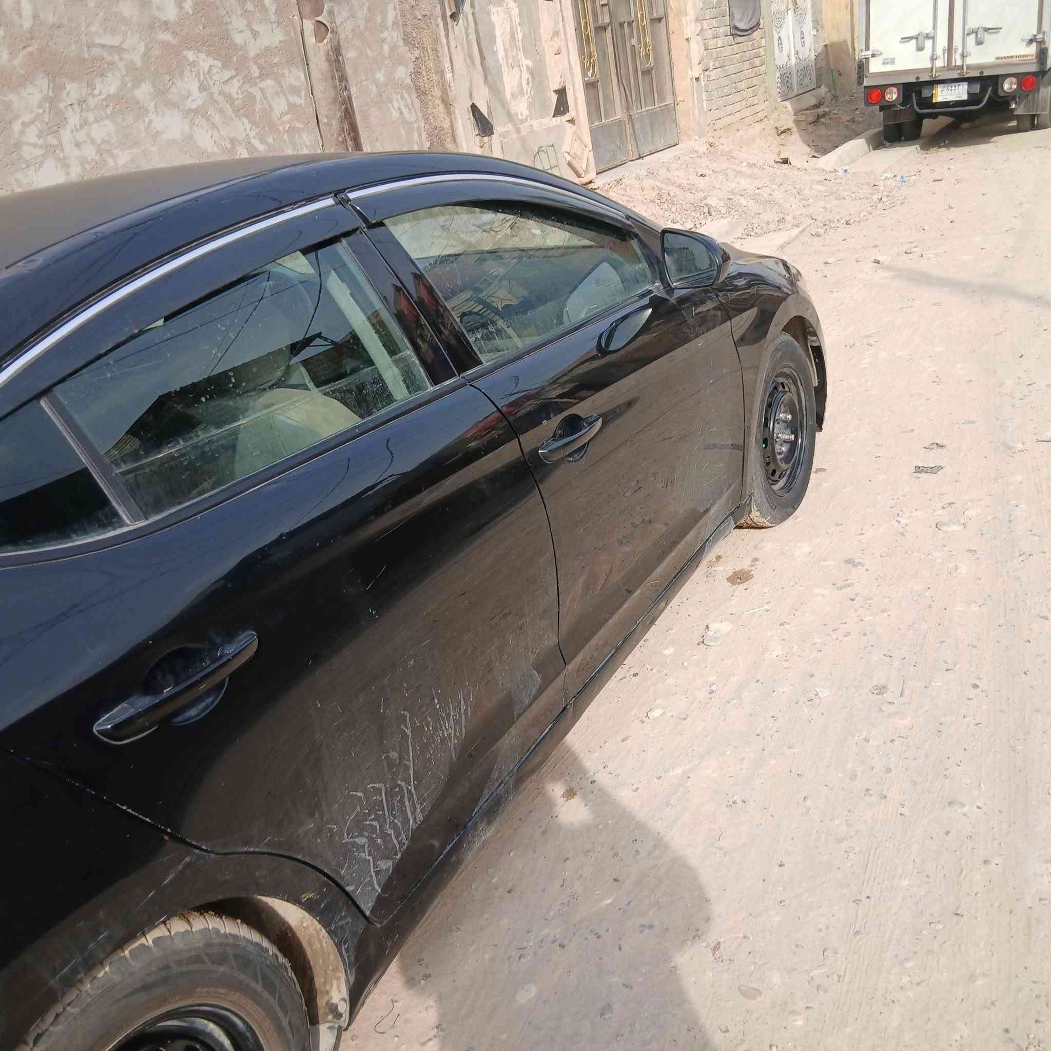 سلام عليكم الانترا ٢٠١٨ بغداد السعر ٨٨  تنقطع منها غرامات ١٥ ورقه ٧٣ صافي *********** الكماليه حي المعوقين
