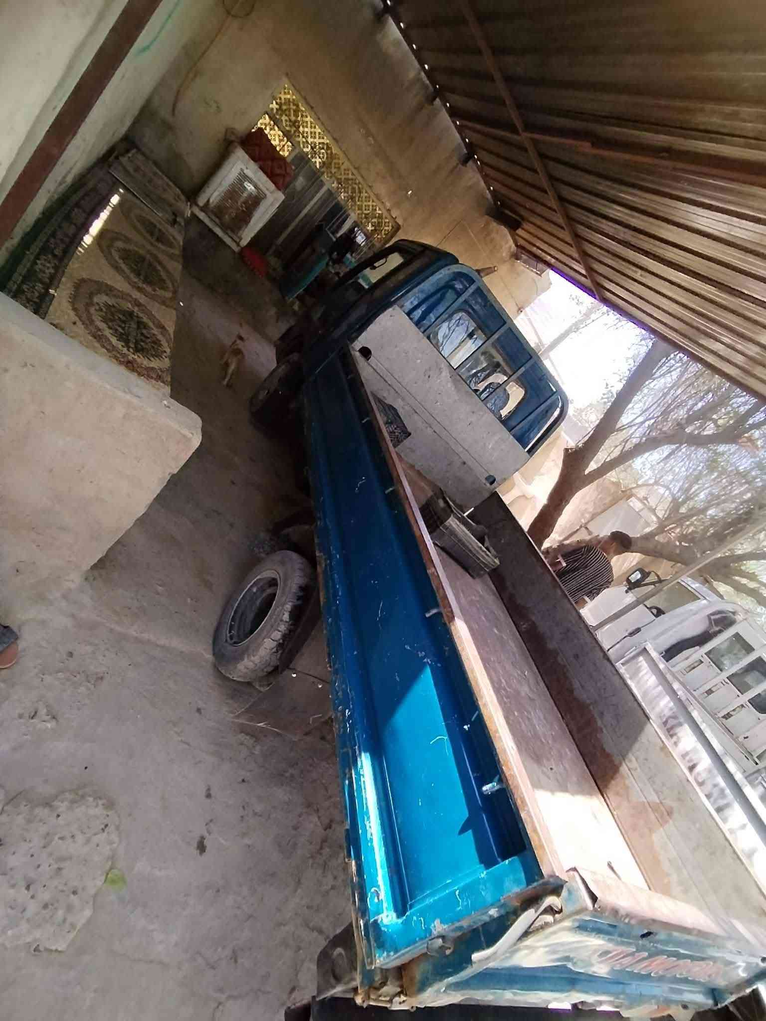 سلام عليكم فنتيره ٩٧ سياره مكفوله شاصي وكير وكسل المكينه بيها بخار رقم بغداد  مكان السياره نجف  ***********
