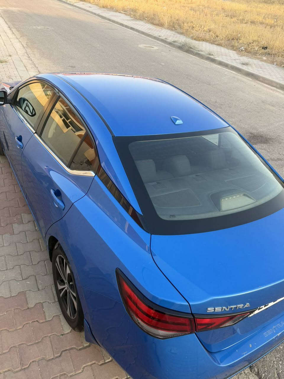 سلام عليكم للبيع سياره سنترا موديل 2021 سياره بدون ضربه وبدون صبغ فقط دوسات صبغ ولحيت دعاميه سياره حلوه ونضيفه رقم اربيل رقم سنويه جديد رقم الهاتف *********** سعرهاا115ومجال قليل كركوك, العراق
