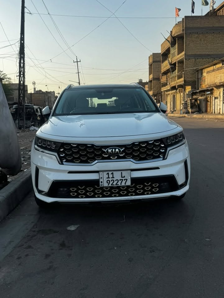 سلام عليكم سورنتو2021 خليجي مكينية3.5 فول مواصفات شباك يشتغل دبل اشارة كير ماوس كشنات جلد مثبت سرعة 7 راكب تبريد منفصل لمقاعد الصف الثالث ستائر خلفية كراسي كهرباء بالكامل فول السيارة ماشية 100 الف بأسمي رقم بغداد سعرها 265 ورقة بيها مجال بسيط رقم الهاتف:***********
