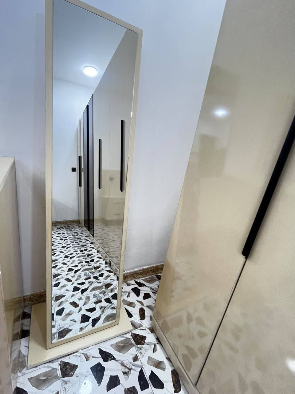 غرفه تركيه احطاطه مستخدمه شهر مكان بغداد ابو غريب
*********** اتصال وتساب

