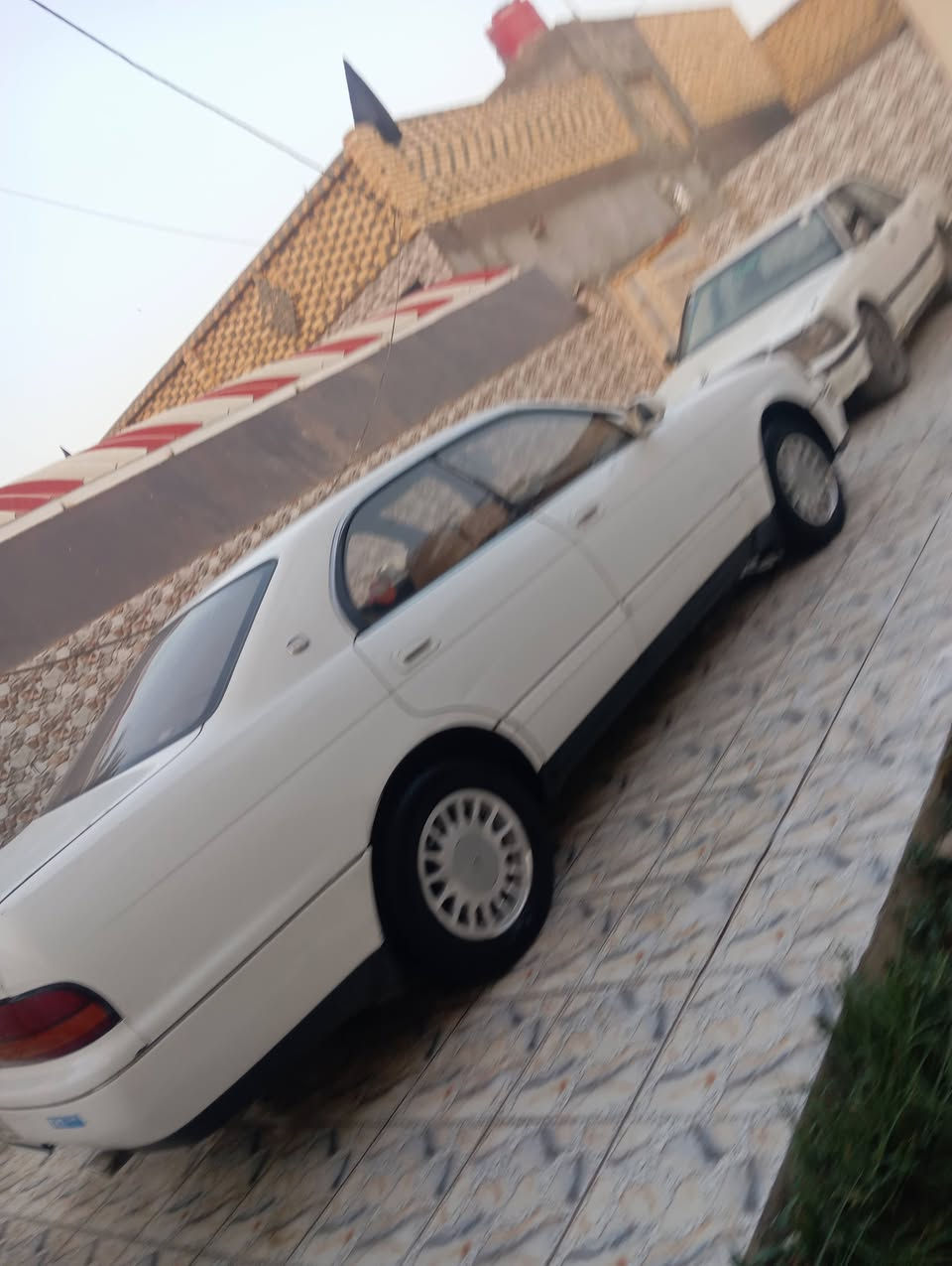 السلام عليكم ورحمه الله وبركاته 
بطل البيع موديل 93 
سياره مكفولة من الضربه من الصبغ كفاله عامه 
مكينه كير جديد 
حداديه امامي وخلفي جديده 
تبريد ثلج 
كهربائيات كلها شغاله من الدعاميه للدعاميه 
عنوان ذي قار الشطره يم جامعه الشطره 
سياره جاهزه كل نقص ما بيها 
سعر 53 وبيها مجال 
رقم بغداد تحويل مباشر سنويه ساقطه بال 25 
تحويل مباشر ثاني يوم 
رقمي  ***********
