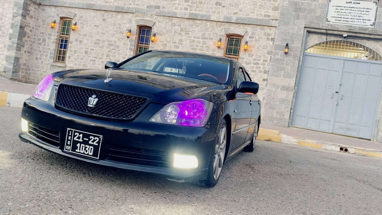 كراون • ٢٠٠٥ • سقف سلايد