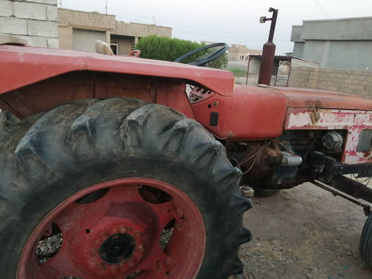 للبيع عنتر 71 جاهز نگره سلف موديل ٨٢ محرك گير اكسل هودرليك شرط تايرات الورى نص عمر نگره سلف جاهز للكراب السعر ٢٨٠٠ العنوان قريه الشبالي رقم الموبايل *********** والخاص مفتوح العنوان محافظة نينوى ناحيه الگياره قريه الشبالي
