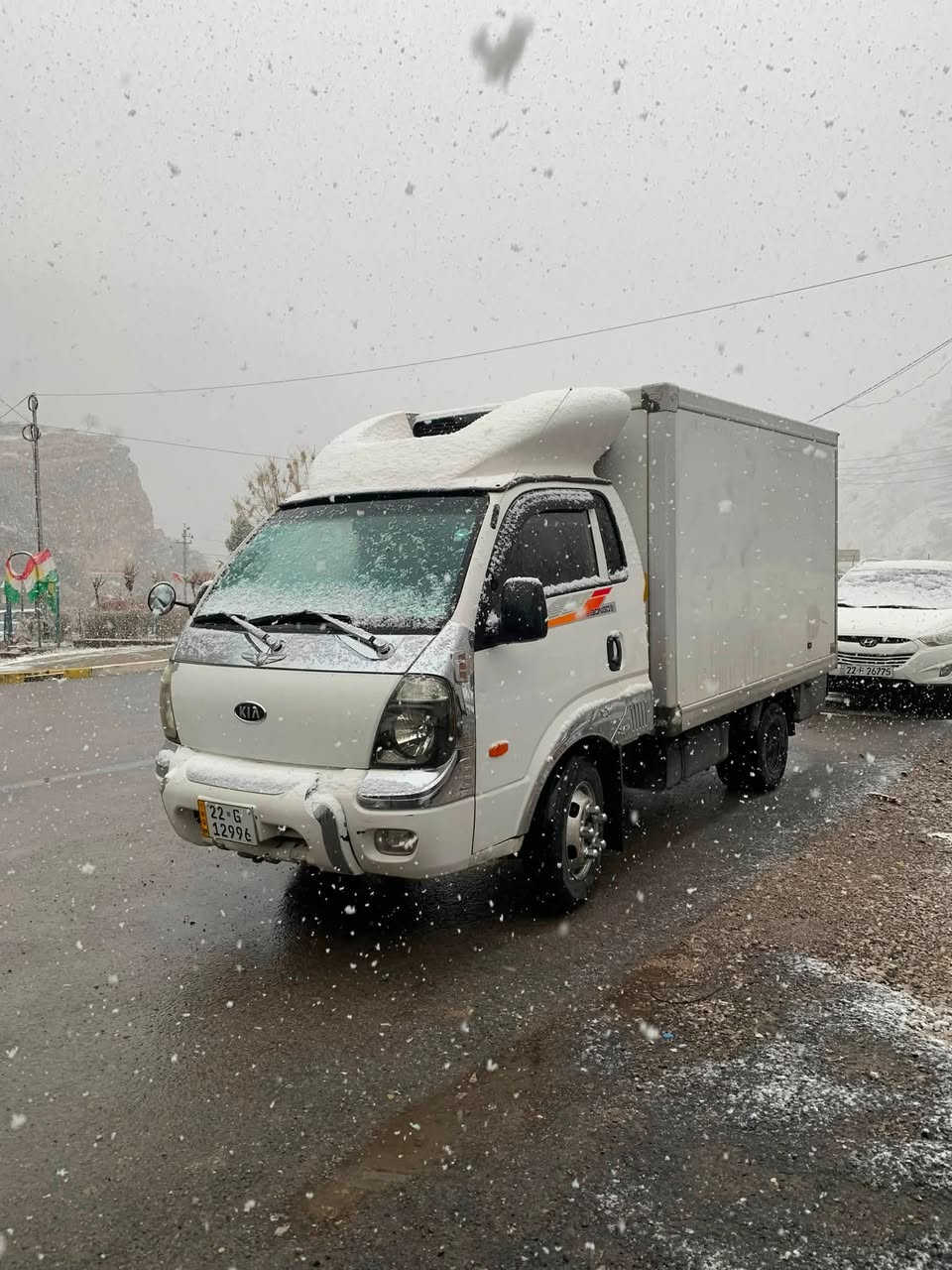 کیا  مۆدیل ٢٠١١ کارەبای دەرگای سایەق و بۆنیت سبوغە سەنەوی تازەیە مەکینە و شانسی و هەموو شتی بە شەرت
***********
