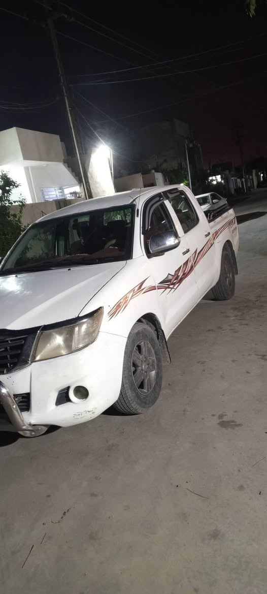 هايلكس • موديل ٢٠٠٩ • جير مكينة اكسل