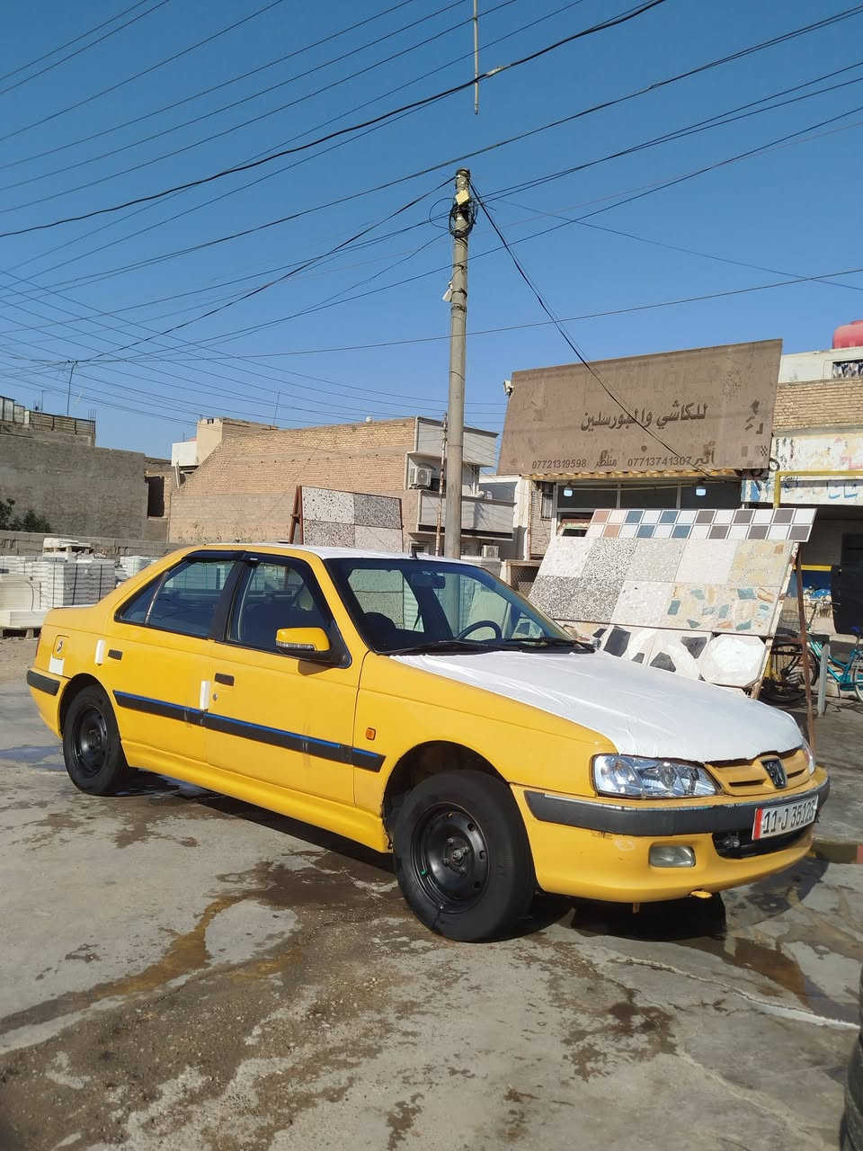 سلام عليكم.  بيجو بارص موديل 15. رقم بغداد.  دولي. بسمي قبل 10 ايام حولتها مصفرة خط وهيأة. وغرامات.  تبريد وتدفئة شغال. مكينة وكير. جدد. سيارة جاهزة للعمل. السعر 32. ورقة وبيهة مجال العنوان بغداد الحسينيه مال راشديه للاستفسار الاتصال ***********.
