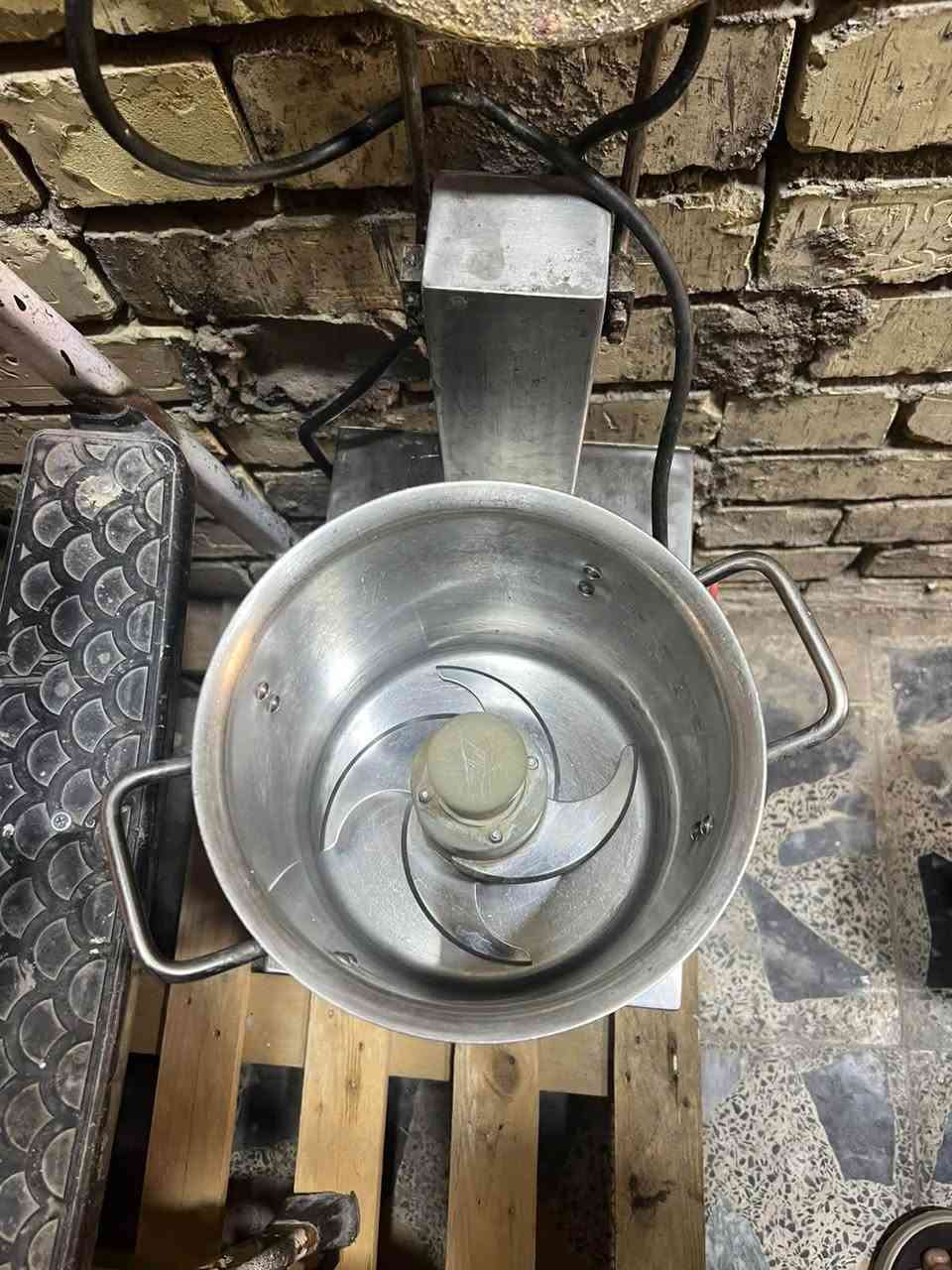 بيع مستعجل • ١ أغسطس