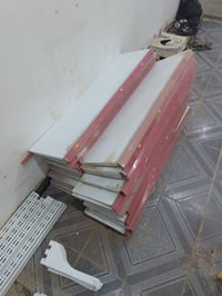 رفوف • حديد ثقيل • استخدام قليل