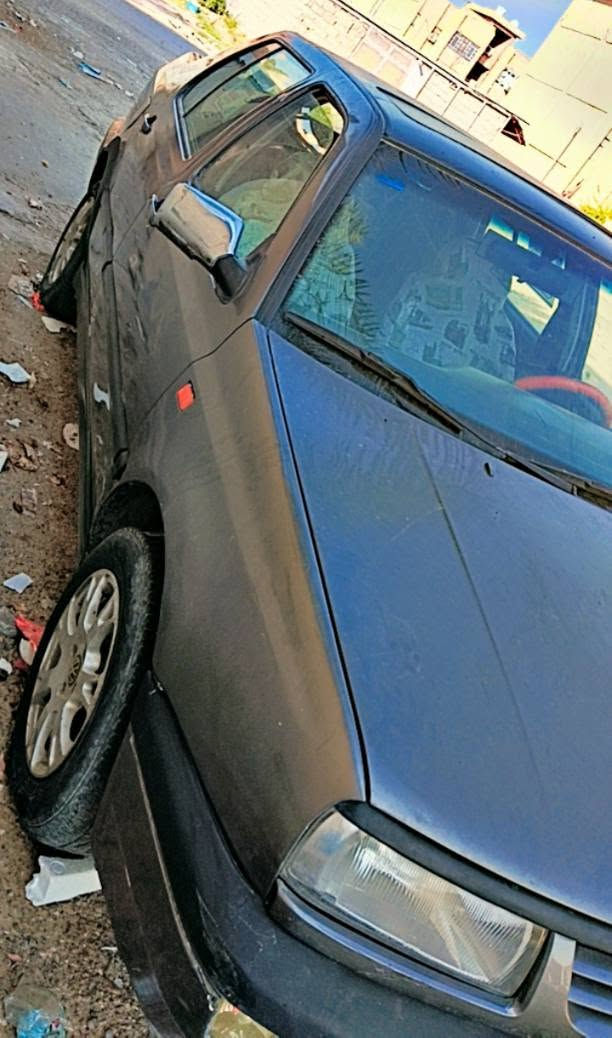 السلام عليكم سياره جولف للبيع موديل 95 سنويتها ضايعه تخم تاير كهربائيات شغاله جير اوتوماتيك ابيع برميل واربع تايرات ***********
