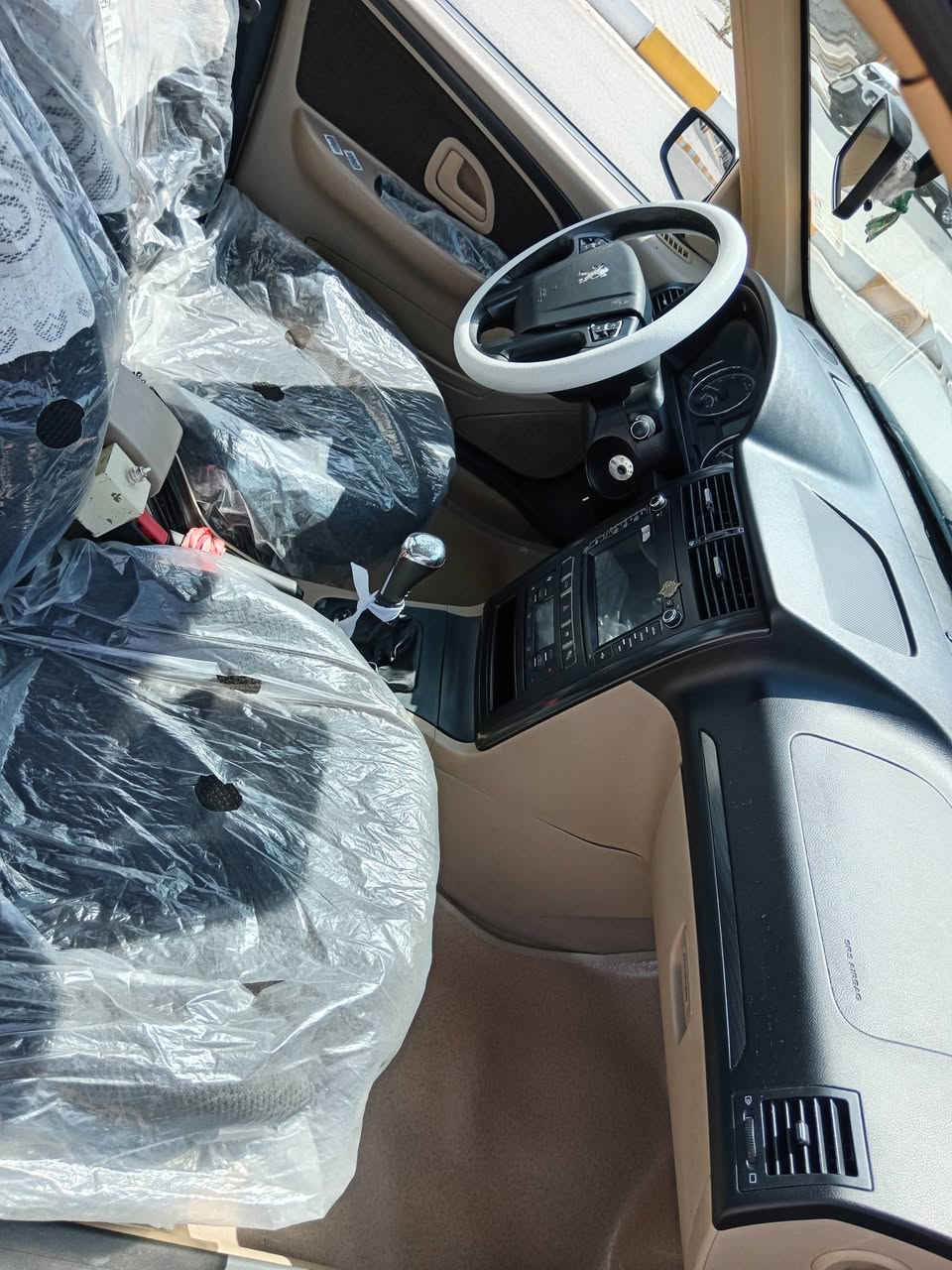 سلام عليكم بيجو 2024 رقم بغداد للبيع ماشيه 41 مكفوله مانازل سبيره سياره جديده معنه الكلمه *********** مكان الكوت غير متواجد عل فيس
