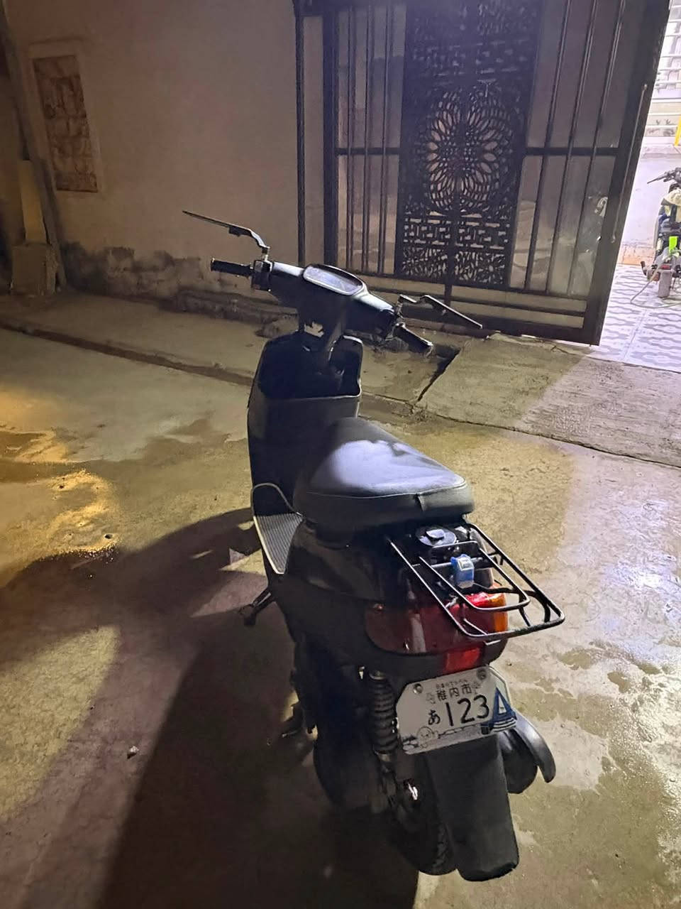 سلام عليكم 🫡
دراجه نوع بطه ياماها للبيع !! 
دراجه مكفوله كفاله عامه من كلشي !!
دراجه نزلتها من معرض بكربلاء 
الدراجه خير من الله دراجه مفوله فول 
دراجه جديده بمعنى الكلمه 
مكاني ديالى بعقوبة الوثبة 
للاستفسار:***********
السعر ٥٥٠ و بيها مجال بسيط

