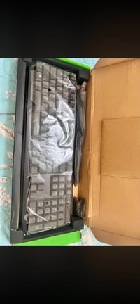 كيبورد من شركة azer DeathStalker V2 Pro للبيع للاستفسار الاتصال على هذ...