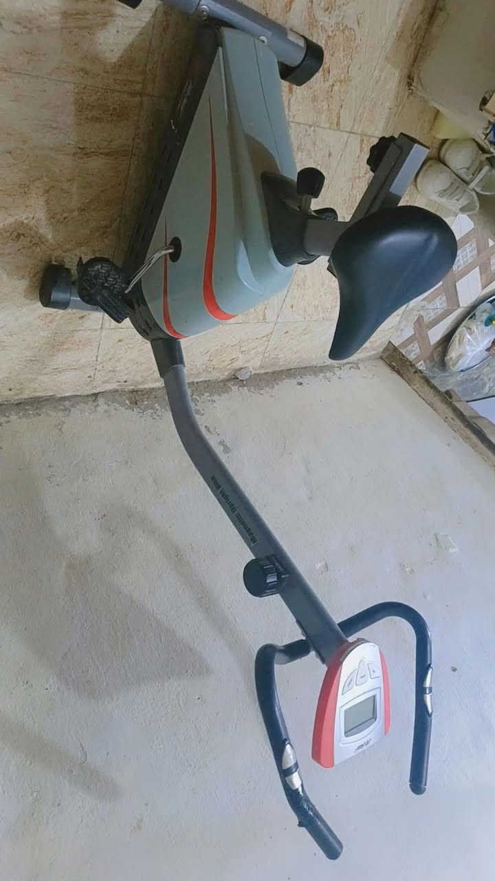 بايسكل رياضي • للبيع