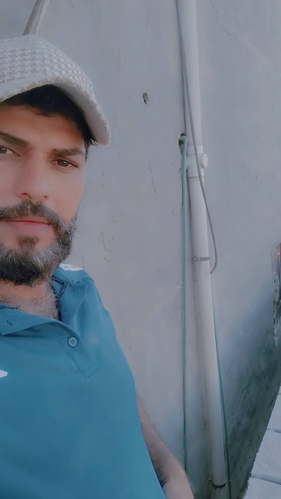 ابو حسين العامري للمقاولات البناء ***********
