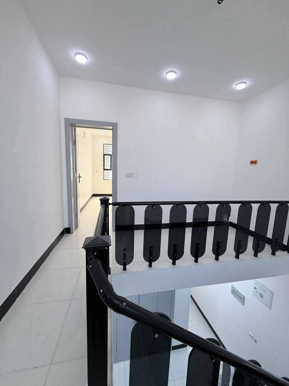 سلام عليكم  ((#صباغ )) واجهيات داخل وخارج  شبابيك+  ابواب
هذا رقمي  ***********واتساب .. مكاني #نجف #الاشرف
