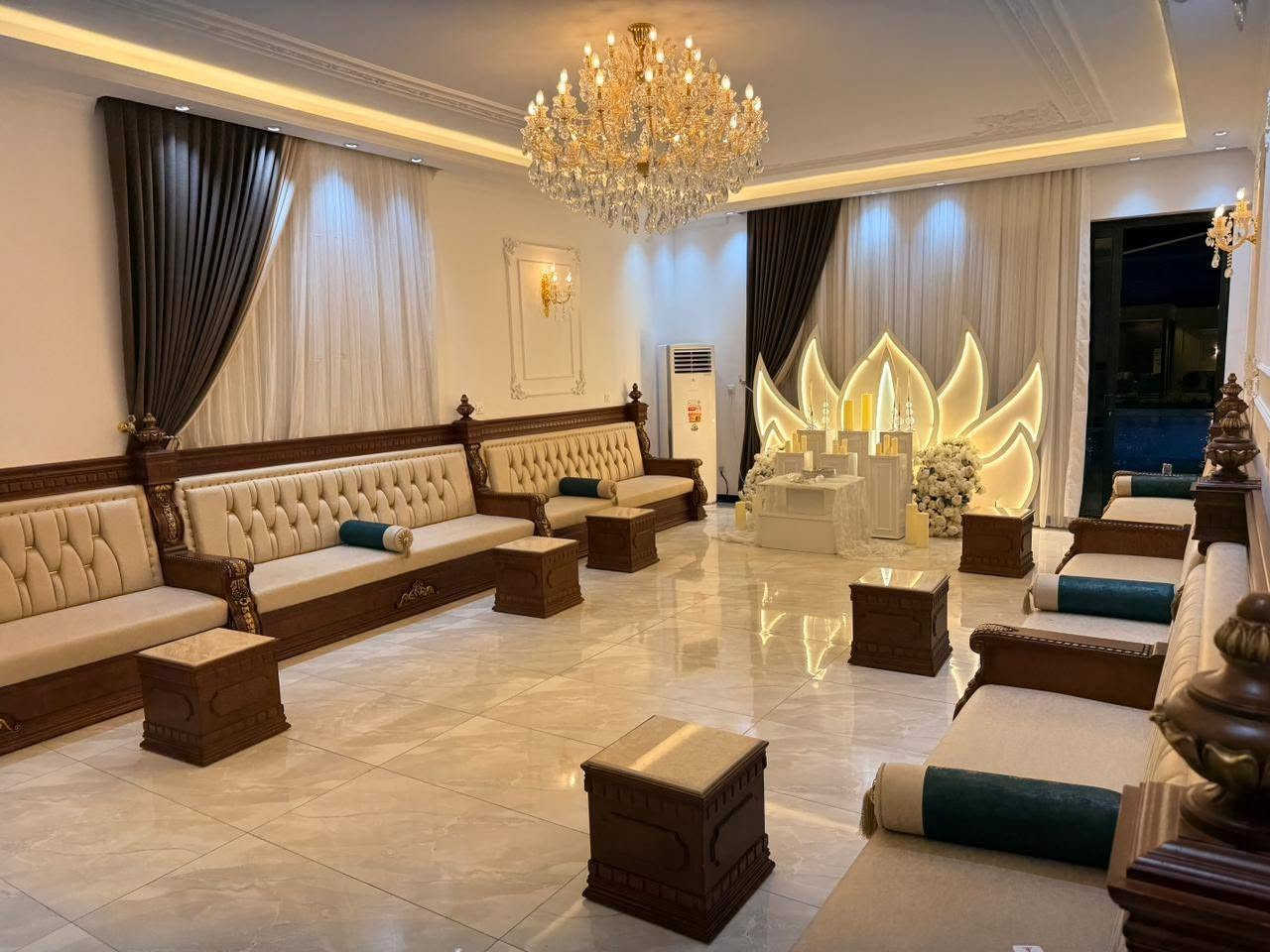 🦅 فول  | Al Naser Chalet  vip
✨ وجهتكم للراحة والاستجمام
🌿 تفاصيل صُنعت لتمنحك تجربة مميزة  
📍 بغداد | الـبـوعـيـثـة
📞 للحجز والاستفسار ***********
