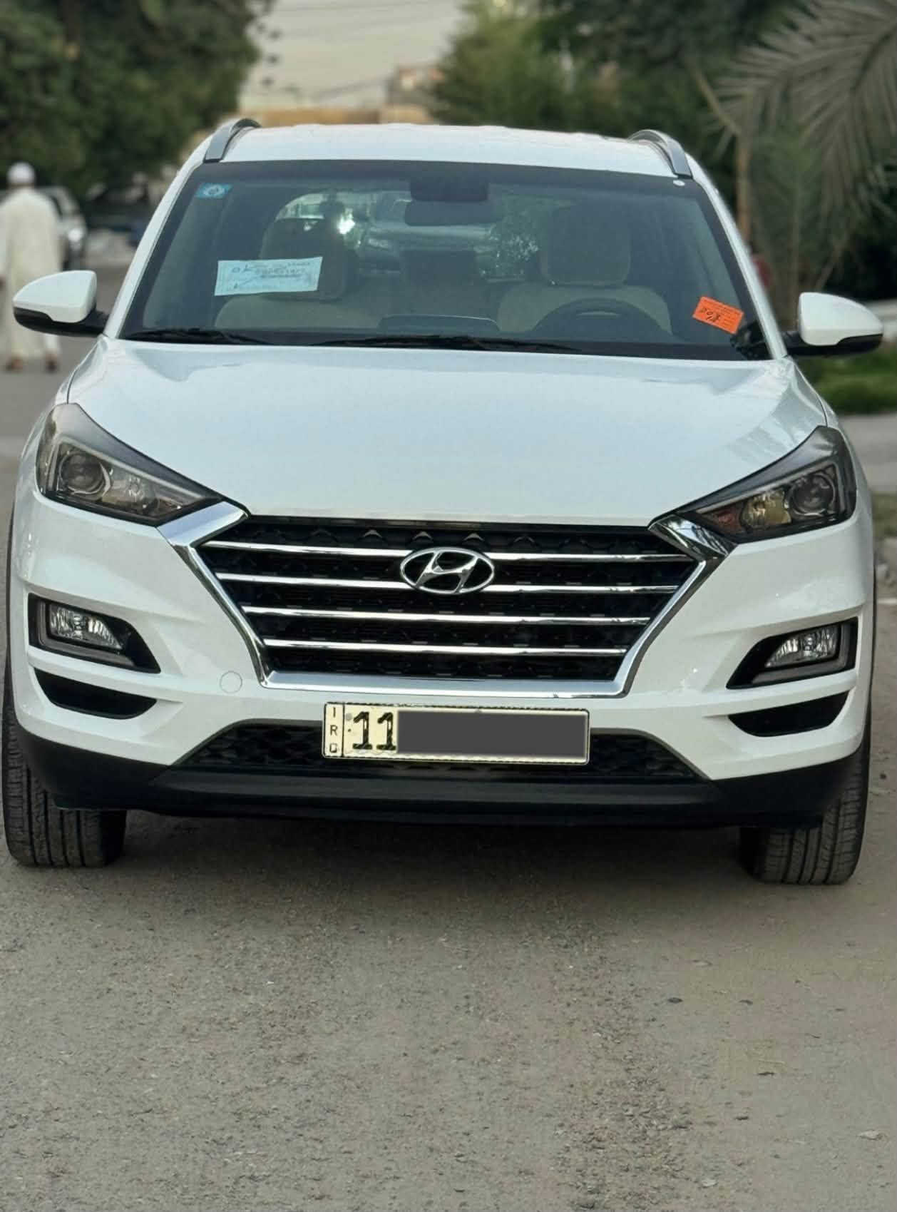 سياره توكسان خليجي للبيع
ضمان شركة (الكاصد)
موديل ٢٠١٩

فوووول مواصفات ١/١ عدا البانوراما

⬅️السياره رقم بغداد الدولي الجديد
 مشروع وطني مجددة ٥ سنوات 
الى سنة ٢٠٣٠
ماشية  ٤١ الف كم 
السيارة ب اسمي 
تحويل ثاني يوم

🔺(السيارة مكفوله كفاله عامة من الصبغ والتبديل والبارد والحالوب كفااالة عامة )

⬅️ السياره فول كوري اصلي 
جديدة حتى الغراض والعدة  كلهم بعدهم بنايلون الشركة والفابلون مال سيارة
 حتى الجداحة بعده بنايلون والارضيات كله بعده بنايلون الشركة البلادي

⬅️ مواصفاته /
بصمة تشغيل
بصمة ابواب
٣ انضمة قيادة
كرسي كهرباء
شاشه أبل كار بلي البلادية
أريل نفكيشن
الداخل كشنات مخمل ومدوشمه من استلامه من الشركة 
٢ لدات امامية 
ثلاجه بلجكمجه
محرك ٢٠٠٠ دوش
اي بي اس
فول تحكم ستيرن
الدوسات علامة توكسان 
حاجب نهاري
كشافات زينون
الدشبول والغرفه الداخلية كله  اسود فحمي فايبر كاربوني 
حساس امامي 
حساس خلفي
كاميرا خلفية دوارة
مري شفط ويا القفل
عدسات بلمري الجانبيه
سايد بريك بلرجل 
نضام ترحيب
الاضاءة الداخلية هايلوجين
مخرج Aux 
مخرج usb
لد امامي 
لد خلفي
اشاير بلمري
يدات نيكل 
قطعتين تبريد
ويل ١٨

⬅️ والسيارة قبل كم يوم داخله هزه ومحول الرقم الجديد الدولي ومجددة السنوية ٥ سنوات ومن كلشي كاملة الياخذه مجرد تحويل 

⬅️ والسياره جديدة من الداخل ومن بره بعده باقيه نايلونات الشركة بيه والفابلون الخارجي اكو بعده باقي 
والارضيات كله بعده بنايلون مال شركة
والكشنات مدوشمه 
والدوشمة  من استلامه مدوشمه 

السياره سعره ١٩٧ ورقه 
( دفتر و ٩٧ )
مكان السيارة بغداد
وهذا رقمي ***********
