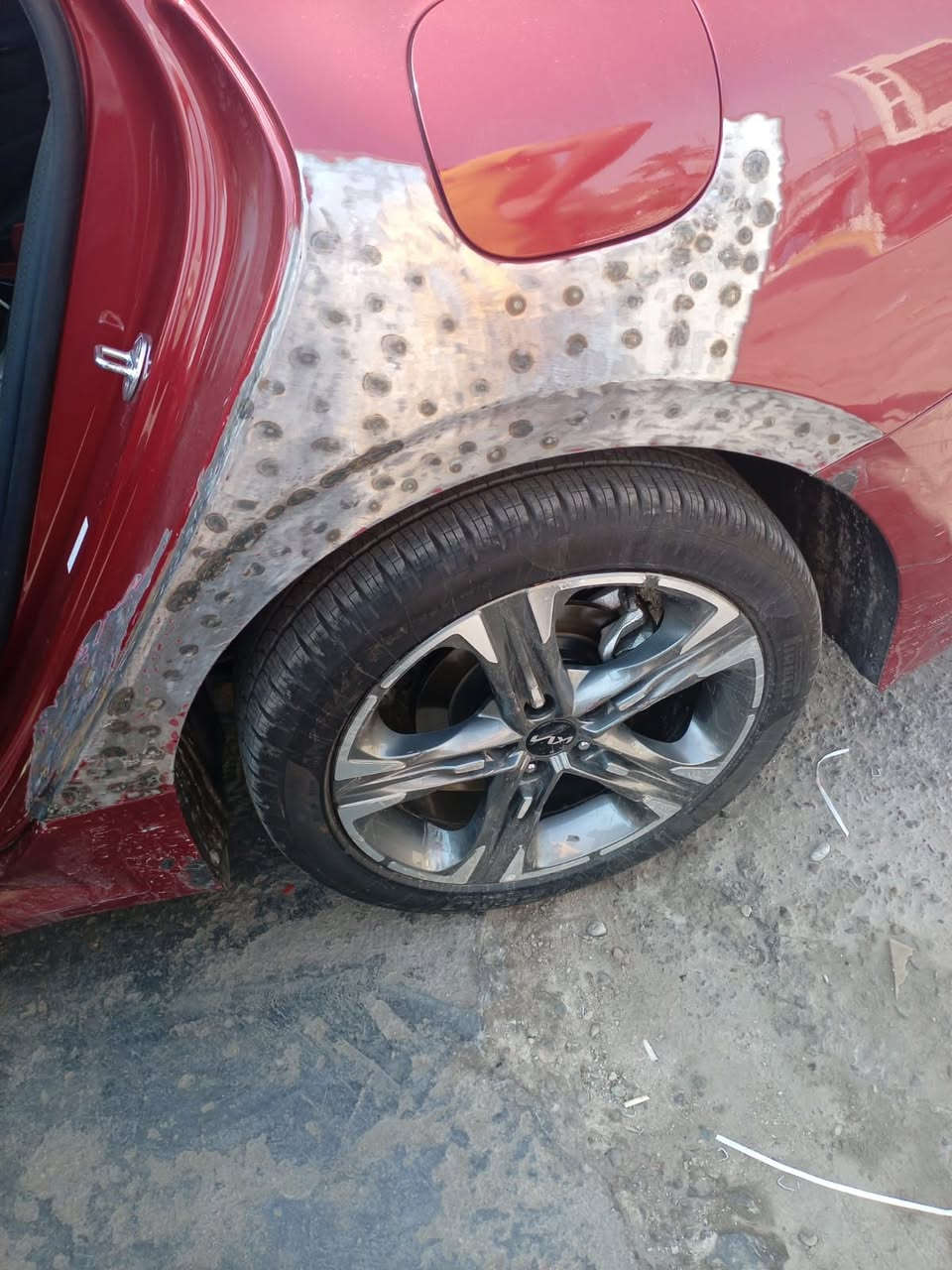 السلام عليكم
K5 2023
Ex
ماشيه ٧٤الف  كيلو متر
اعلئ فئه بلمواصفات فول 
معوقين بغداد باقي سنتين  بأسم والدي وكاله بأسم المشتري حادثهه بامريكا فقط جاملغ خلفي ايسر وبدون ايرباك كلهن سليمات وبيهه طخه بسيطه بالعراق قبق الجنطه مبدل نفس اللون وباقي السياره من شواصي ولغود كله مكفوله السعر ١٥٠ ورقه للاستفسار التواصل واتساب ***********
