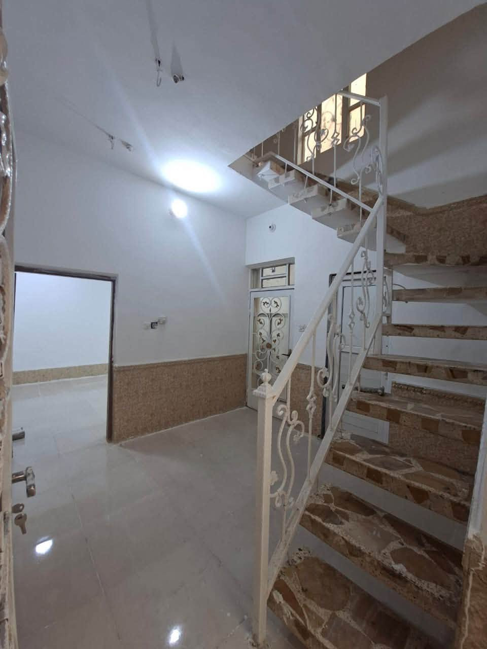 ‏يا الله بيت للبيع طابو صرف نجف حي ميسان

‏قطاع 35. المساحة 50 متر   طابقين 

‏الطابق الأول    غرفة      صالة      مطبخ   

‏صحيات.   الطابق الثاني    غرفة     وصالة 

‏السعر   65   مليون. وبي مجال
"""""""""""""""""""""""""""""""""""""""""""""""""""
                  ‏مكتب أبو حوراء الحسناوي للعقار 

‏الاتصال   ***********    و *********** 

‏عنوان المكتب نجف حي ميسان شارع الكات مقابل السوق الأخير في إدارة أبو حوراء  الحسناوي
"""""""""""""""""""""""""""""""""""""""""""""""""""￼

