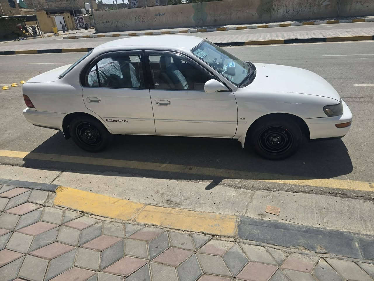 سلام عليكم كورولا موديل 93
رقم بغداد مشروع وطني بأسمي  مكاني كوت 
حداديه جديده خلفي امامي 
تخم تاير  تبريد شغال 
سيارة مكفوله عدا الصبغ الجماليه فقط 
للتواصل .
***********
