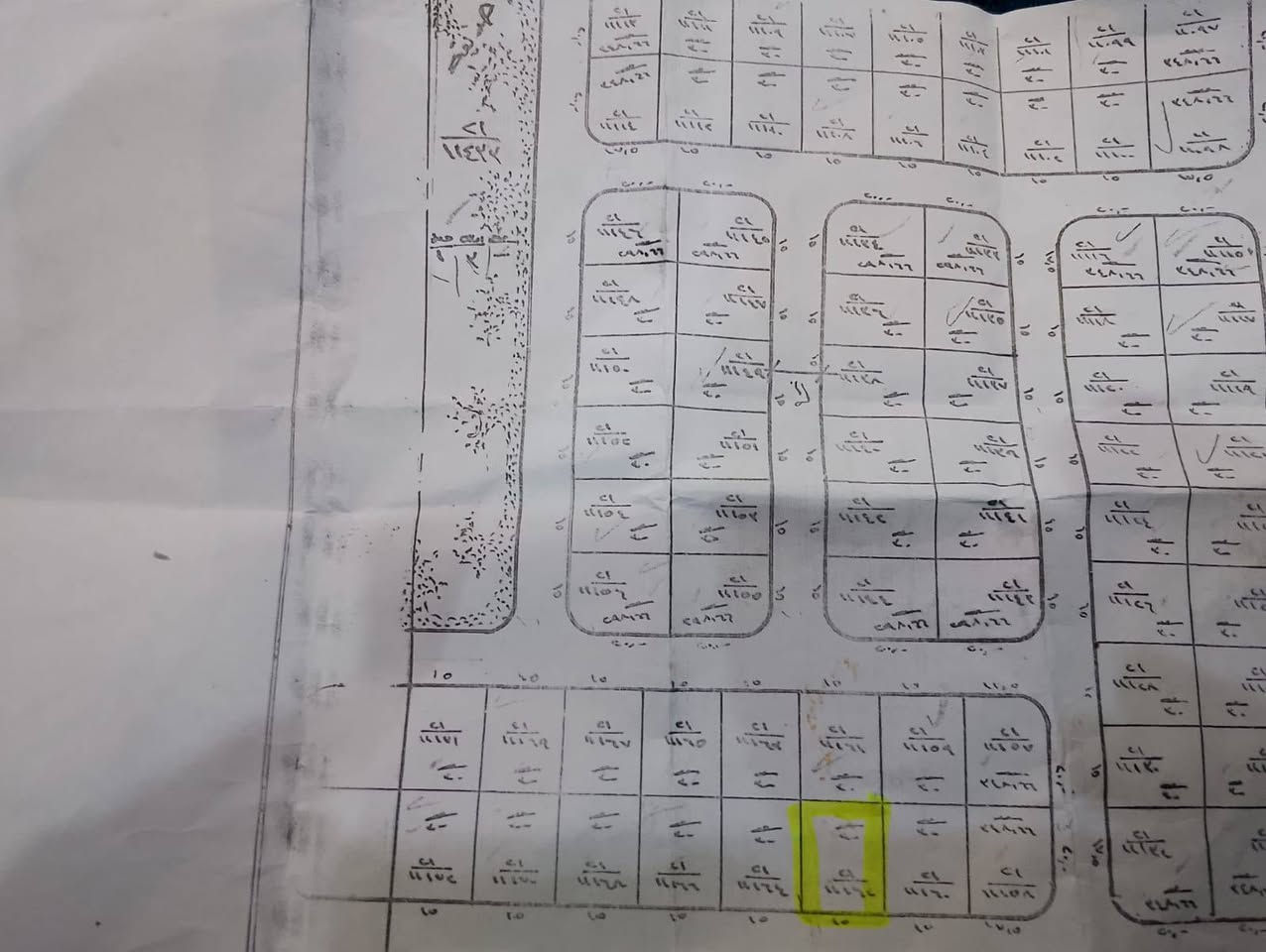 اسلام عليكم ١٥٠ متر بتوزيع النفط
الكاع ع شارع تجاري سايدين عارضهه١٣ونص 
التصال ***********
