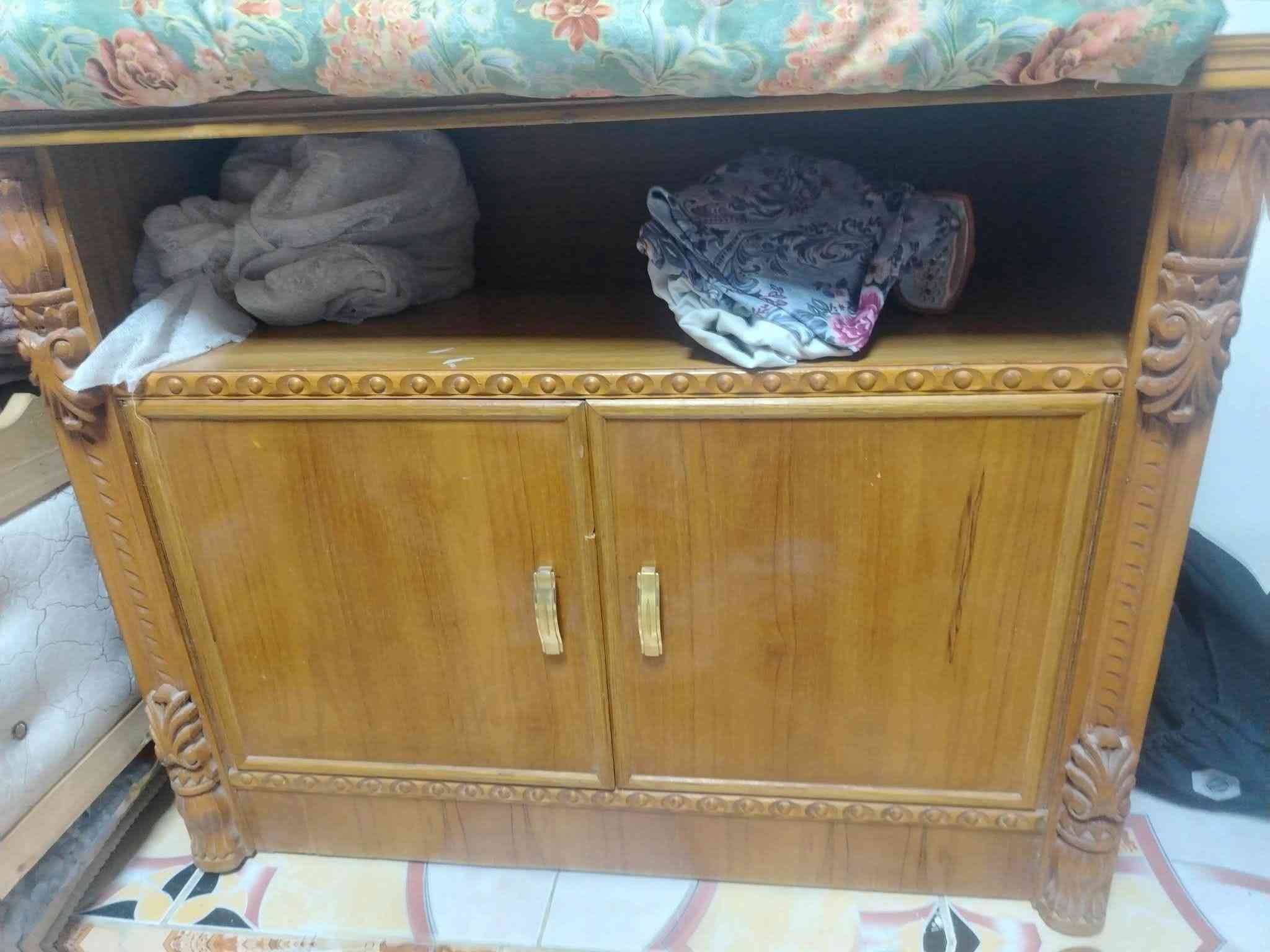 السلام عليكم
غرفة نوم صاج داخل وخارج تكمة
وكاونتر للأستفسار رقمي ***********
