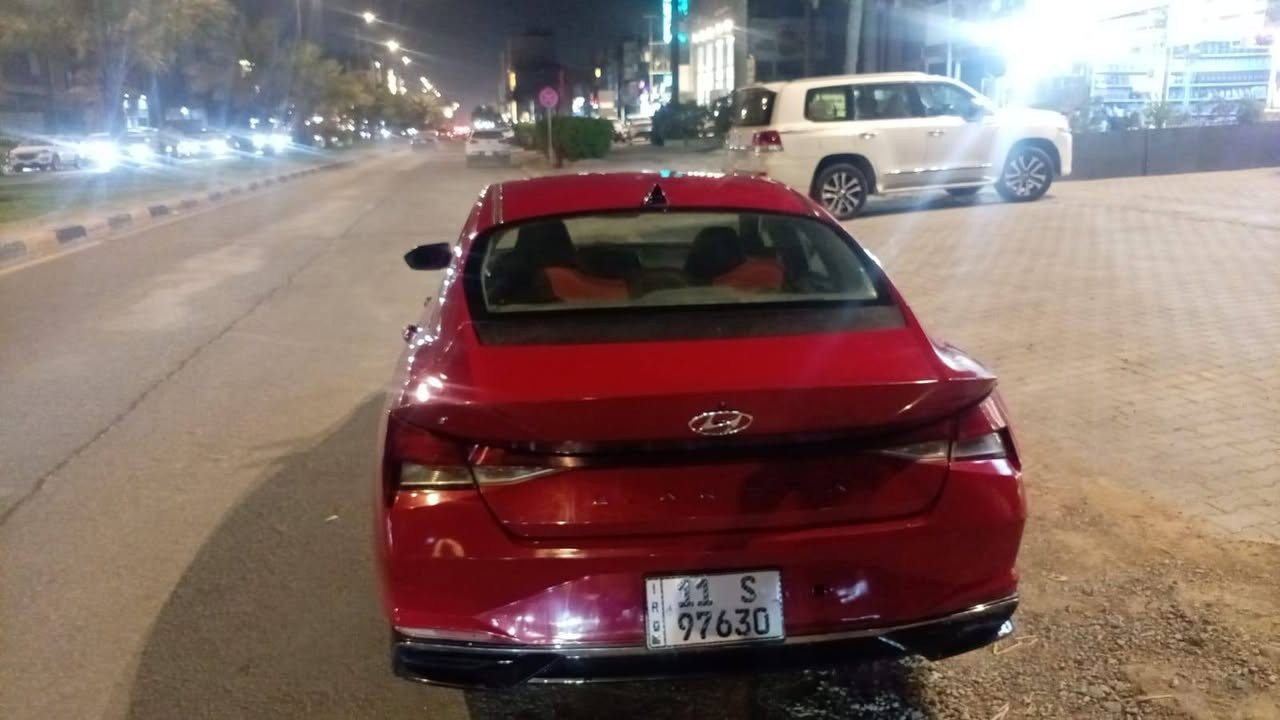 السلام عليكم
النترا 2021
رقم بغداد السيارة بسمي 
السيارة بااسمي وتحويل مباشر

 وارد أمريكي ضرره قبق جنطة وجاملغ خلفي من امريكة جاملغ امامي شبر حار مثل الي موضوح بالصورة

السيارة جاهزة مكاني بغداد حي الجهاد
اللاستفسار خاص 

تيلفون ***********
