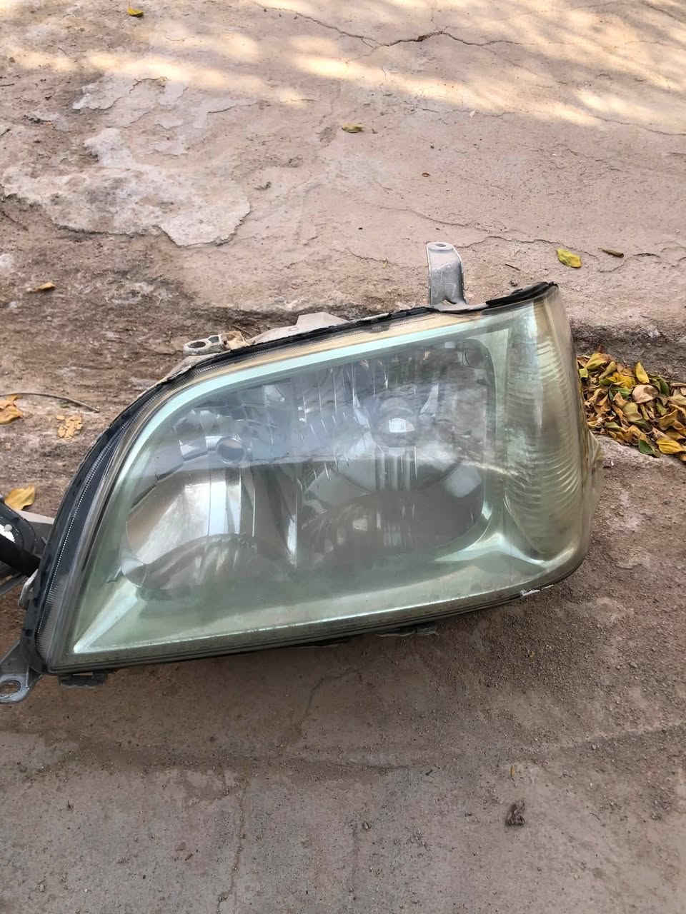 سلام عليكم البيع زوج لايتات كرستال جدد مكان البصره سعر 175 وبيه مجال ستفسار***********
