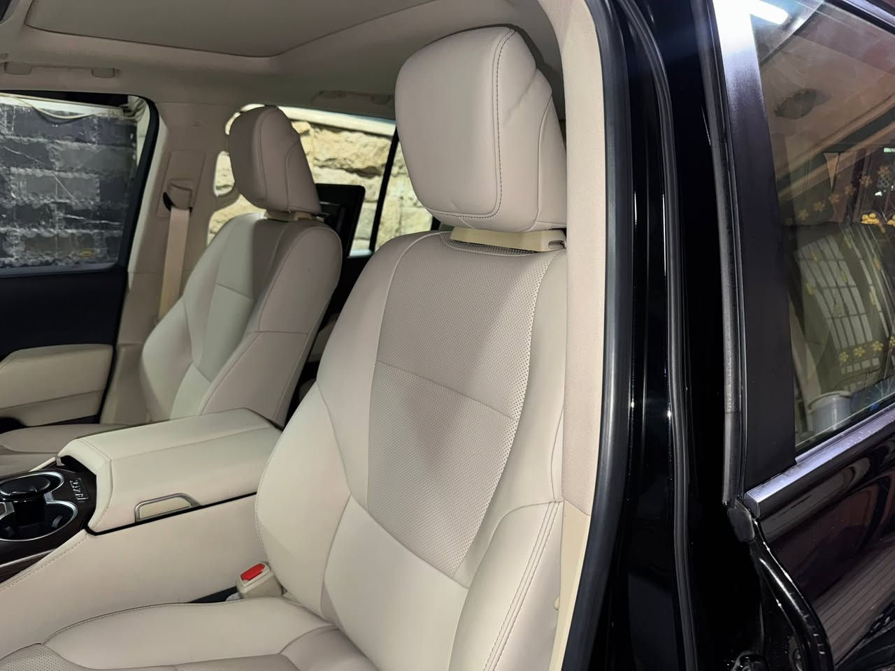 🚙🔥 تويوتا لاندكروزر 2024 GXR Black – وكالة SAS 🔥

هيبة اللاندكروزر بلمسة بلاك مميزة وفخامة تخطف الأنظار 👑🖤

✅ موديل 2024
✅ فئة GXR Black
✅ محرك 4000
✅ وكالة SAS
✅ ماشية فقط 28,000 كم
✅ مغلفة PPF
✅ حالة ممتازة وجاهزة للتسليم

✨ قوة، اعتمادية، وفخامة تويوتا المعروفة في سيارة واحدة.

📍 متوفرة لدى محمد الخزعلي لتجارة السيارات
بغداد – الكاظمية – جكوك قرب مرور الكاظمية

📞 للاستفسار والحجز:
***********

🔥 عداد قليل + تغليف PPF + فئة مميزة… فرصة تستحق المشاهدة!
