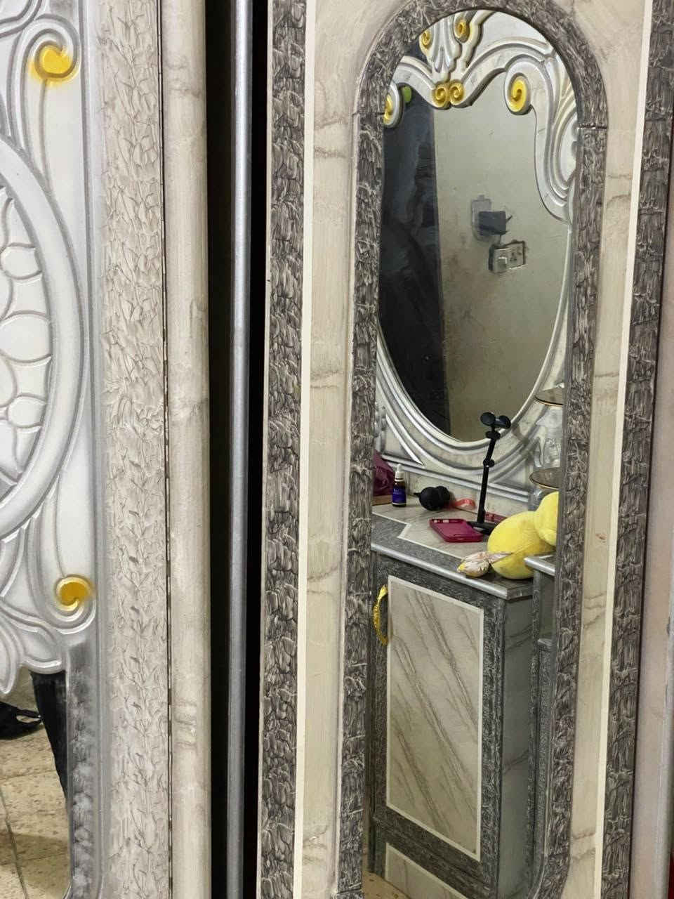 سلام عليكم
غرفه صاج درجه اولى 7قطع السعر 500وبيه مجال للتواصل ***********
