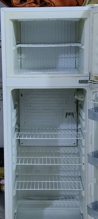 ثلاجة • نوبل • حجم ١٦