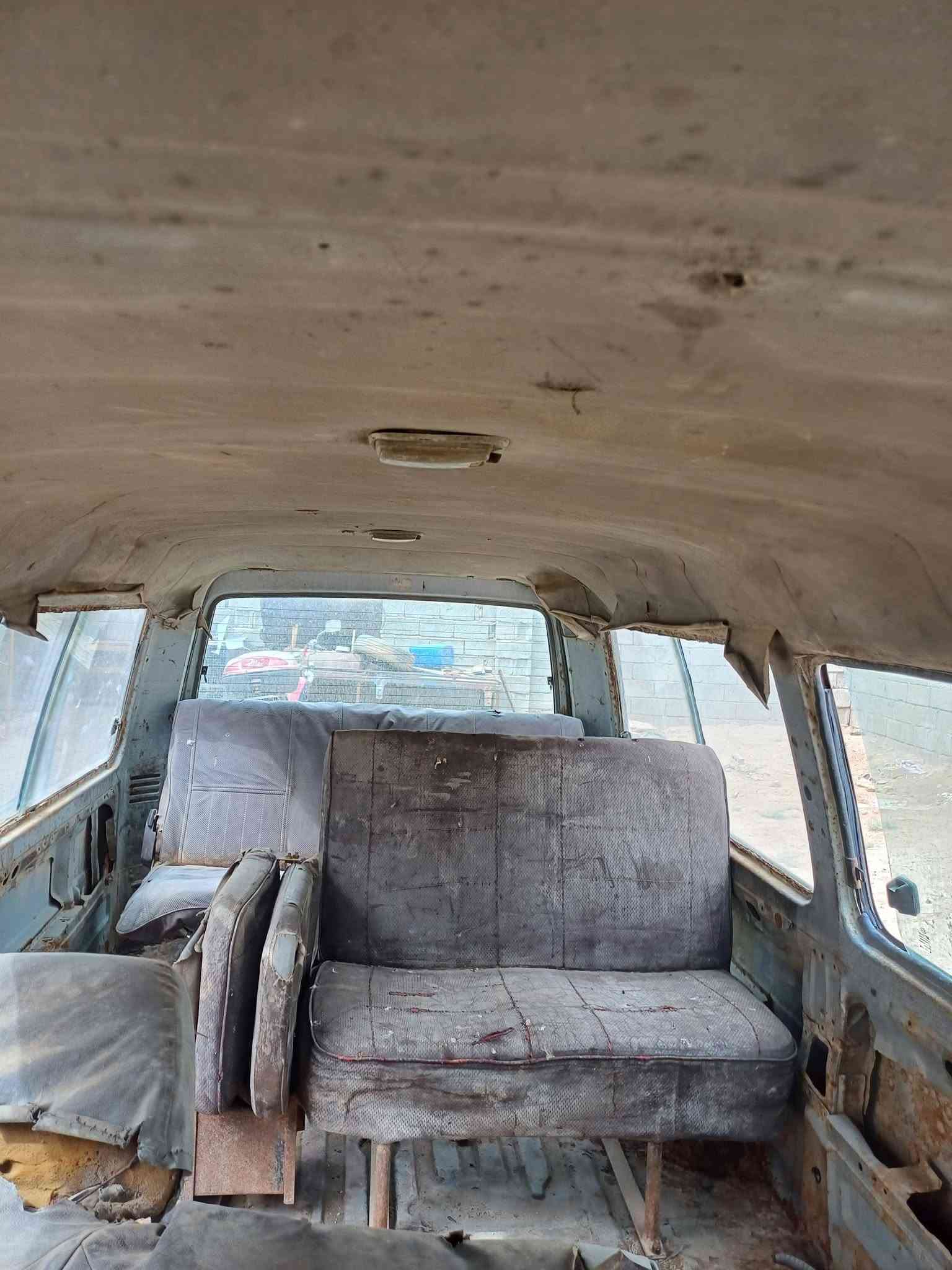 بستا • ١٩٩٢ • ساقطة
