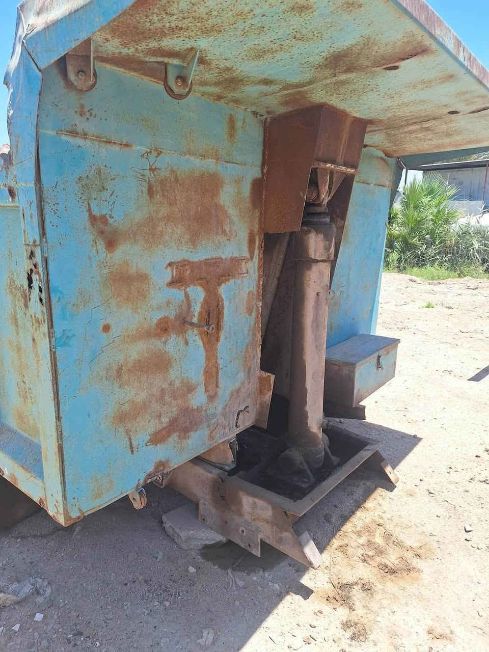 بدي ألبي للبيع
الطول 5و 10 السعر 27وبي مجال

***********

***********
