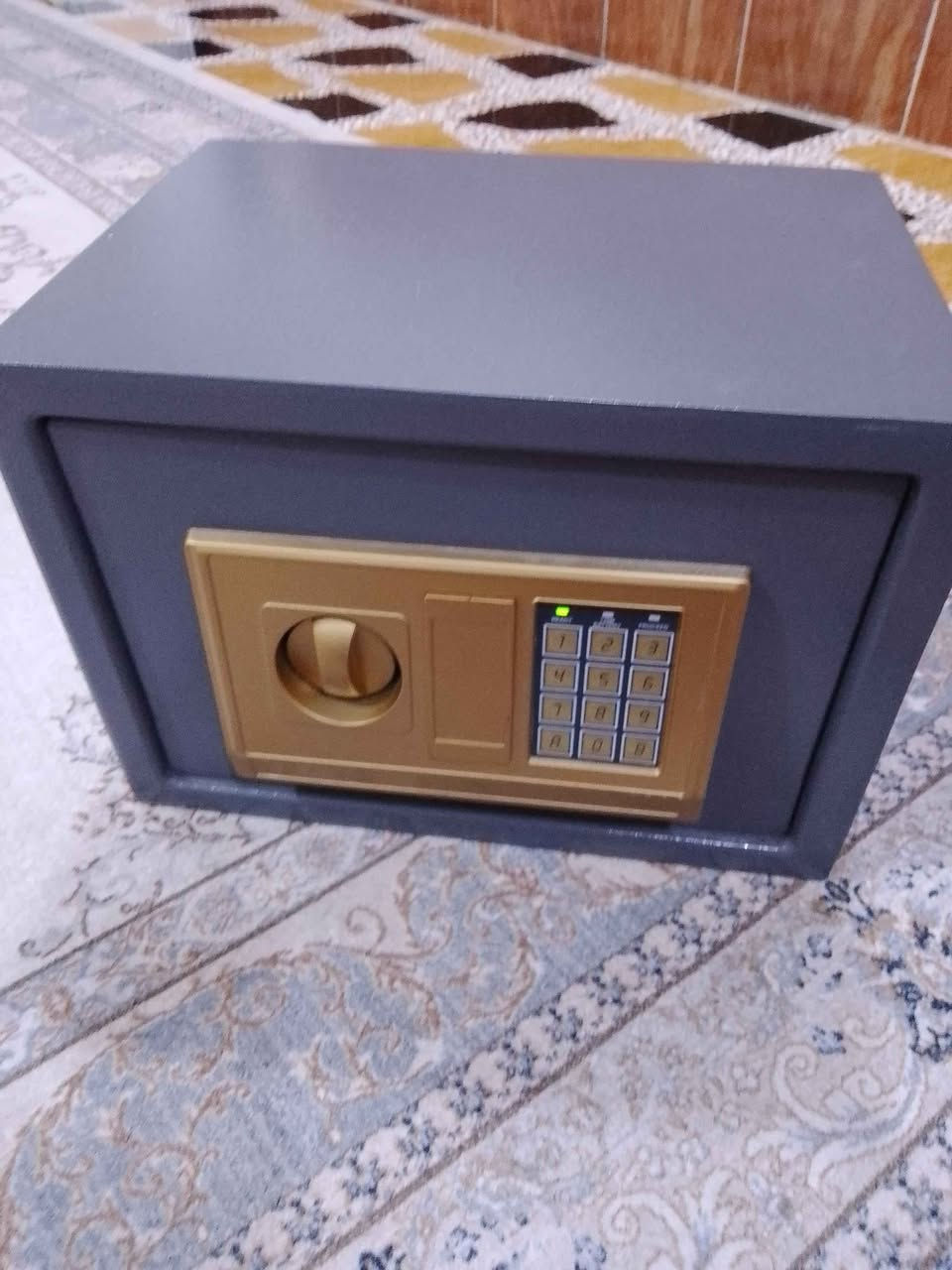 قاصة ذكي للبيع

بعدها جديد ..تكدر تخلي عليها رمز

السعر 35  ألف
العنوان/ كركوك...بنجاعلي..قرب مجمع مالك
*********** كركوك, العراق
