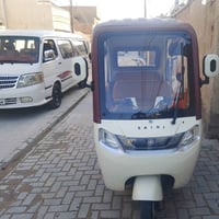 تكتك شحن للبيع مصارلها 3 اشهر من اخذناها كلشي بيها جديد ب مليونين  ونص...