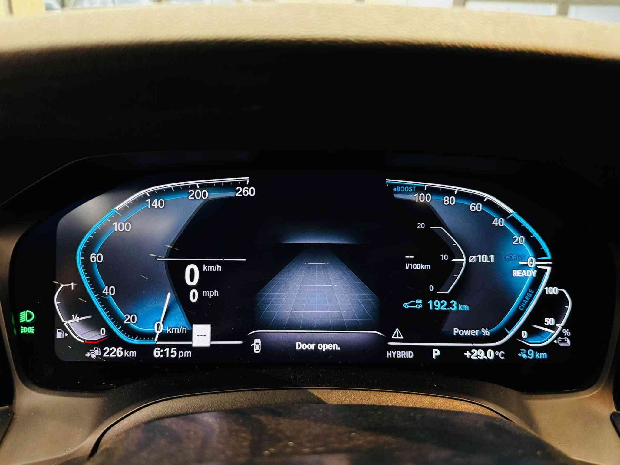 بي ام 330e • ٢٠٢٢ • رقم اربيل