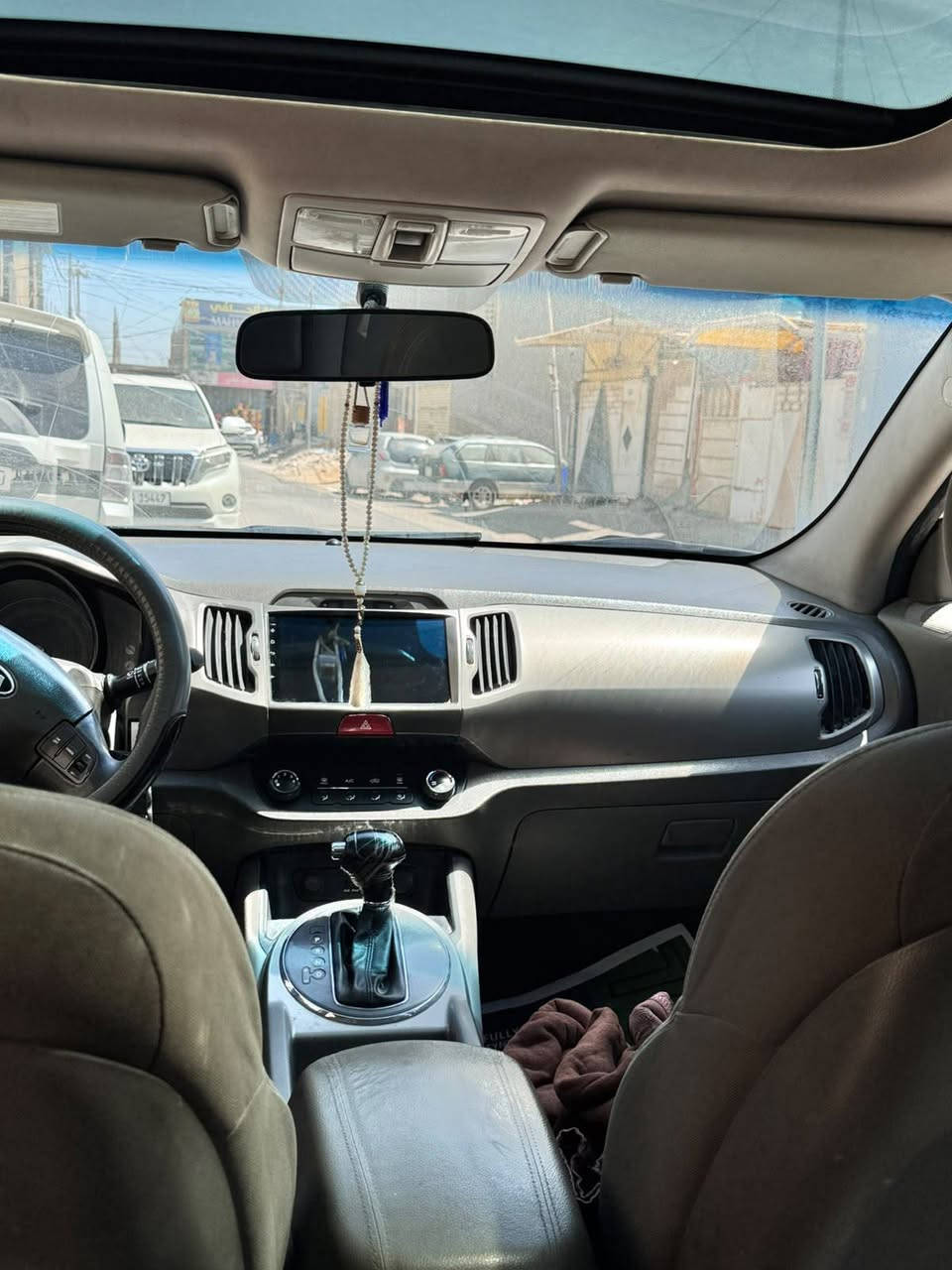 سبورتج 11خليجي محدث 15
تحكم ستيرن 
فتحة بانرواما 
مري شفط 
محرك كفالة 
كير كفالة 
حدادية 60‎%‎
الضرر فقط جاملغ صوب العبري وشبر من الباب 
تحويل ب اسمك ثاني يوم 
مكان السيارة نجف 
السعر 125 مع مجال بسيط 
التواصل ***********
