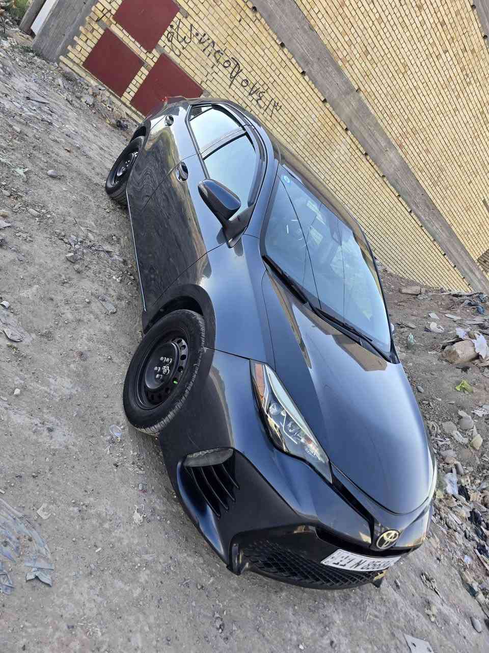 السلام عليكم كورلا ٢٠١٨ وراد امريكي رقم بغداد  حادث امريكا بابين فقط صور حادث مع سونار مرفق بلمنشور سنويه هزه جديده 
نص فول se 
مواصفات 
محرك ١٨٠٠ المرغوب 
كشنات رياضي حضن
شفتات سرعه ستيرن 
نضام سبورت 
لد نهاري مع حاجب 
كشنات جلد شامو 
رادار 
بيها جهاز من امريكا تشغيل عن بعد 
مشدود بيها سستم صوت 
مكان السياره بلغزاليه 
***********
سعرها ١٣٣ ورقه بيها مجال بسيط
