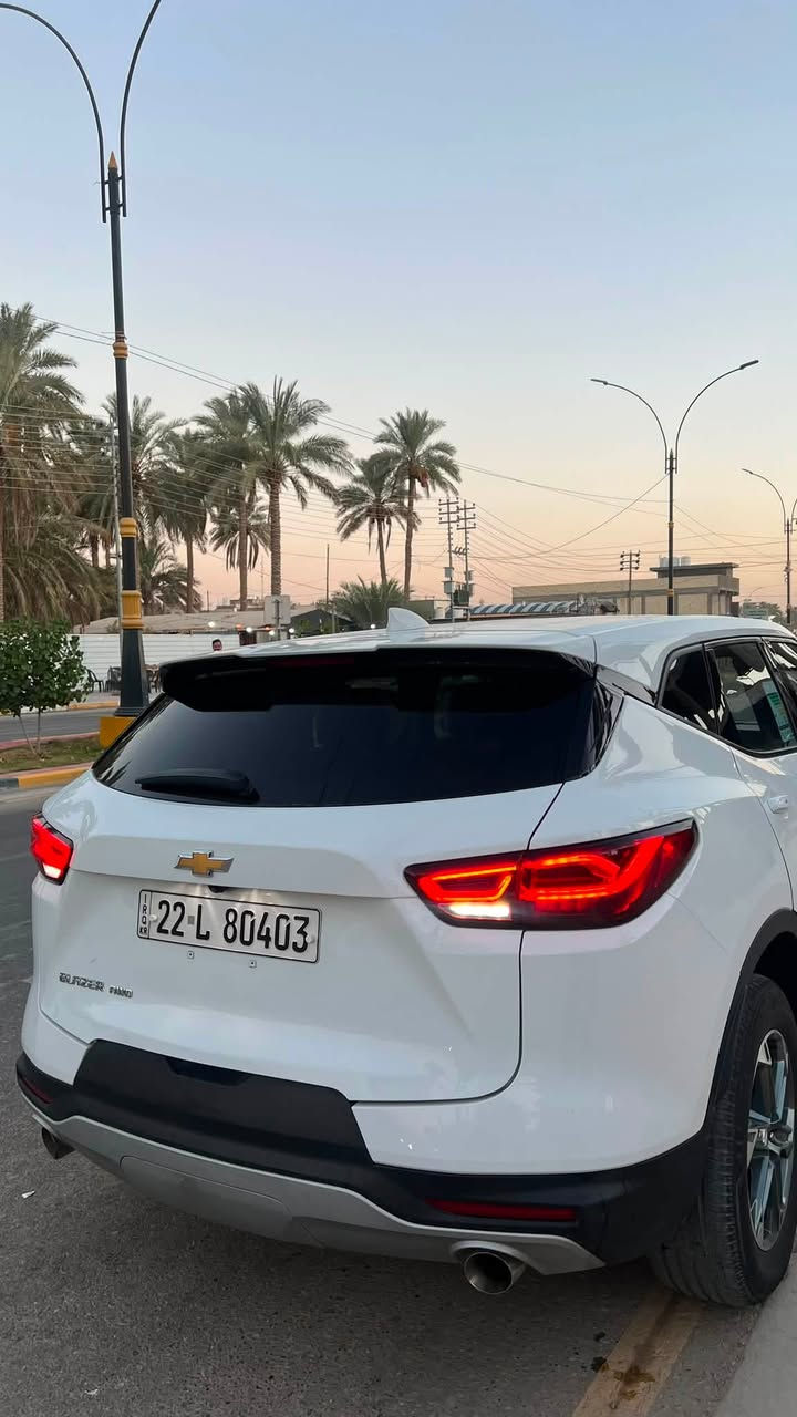 للبيع
بلايزر 2023 ⚪️ لون ابيض

‏Lt 2000 تيربو

السعر 178  ورقة كامل مرقم اربيل

✨ المواصفات:

🔹 دفع رباعي (4WD)

🔹 رادار تحذير أمامي

🔹 كرسي السائق كهرباء

🔹 كاميرا خلفية

🔹 مثبت سرعة

🔹 نظام تحديد المسار

🔹 تحكمات ستيرن

🔹 ماوس أنظمة القيادة

🔹 شاشة وسطية

🔹 هاند بريك كهرباء

🔹 تبريد خلفي قطعتين

🔹 منافذ شحن USB و Type-C

🔹 أربع أبواب بصمة

🔹 مانع انزلاق ABS

🔹 أوتو ستوب

ماشية 20 الف ميل فقط بعدها جديدة 

محرك 4 سلندر 2000 تيربو قوي واقتصادي

دفع رباعي سيارة فور ويل 

ضررها بسيط كلش طخة تقريباً جاملغ امامي تبديل وباب صبغ بدون بجم كبس

مكان كربلاء  للاتصال الرقم: ***********
