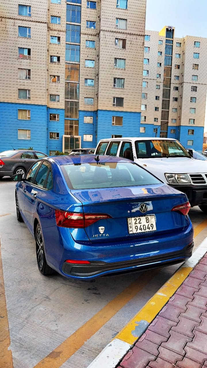 جيتا 2023 للبيع
بيها 3 قطع صبغ 
ماشية 70 الف 
باسمي السيارة 
مكاني بغداد الدورة
للاستفسار ***********

نص مكتوب في الصور:
- 16 LTE 12:12 ucars.pro U C A R S Volkswagen Jetta Sport 2023 3VWBM7BU5PM017564 / Volkswagen / IAAI / تاريخ المبيعات 000-37909776 - 10/27/2023 - IAA Inc. #37909776 معلومات المزاد IAAI مزاد علني 10
- Final bid: $7,700 Remove Vehicle History Sales History (1) Archival offers of this model BidCars 10 photos Spin