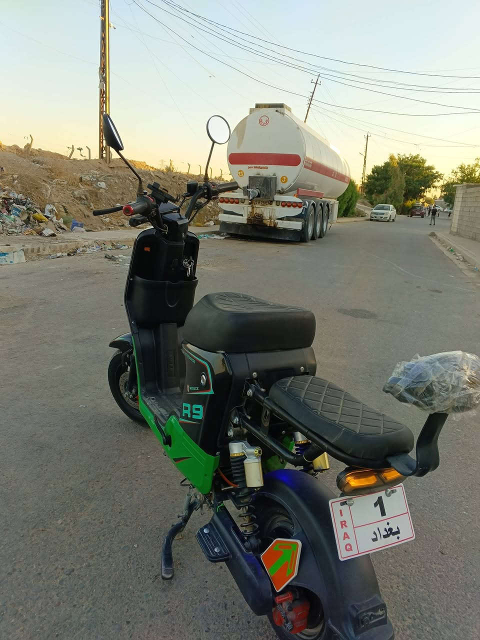 السلام عليكم دراجه ار 9 شحن للبيع مواصفات الدراجه تجي الدراجه بسويجين وبصمه يجي نضام الشاشه دجتال اي عطل تعرضه بل شاشه يجي سرعه الدراجه 99الحقيقي75 اربع نمر تايرات جداد ملاخصه بيهه خلل بصيط بس البريك المامي يرادله تبديل اليده فقط الباقي كله جديد دراجه اخت الجديد بطاريات كبار العقل جديد امبير البطاريات 32انبير دراجه مستخدمه اربع اشهر فقط (العنوان بغداد الزعفرانية دور الصحه الثانيه بل نزله مال جواد الشهيلي اي ستفسار على هاذه لرقام*********** سعر 575 وبيهه مجال
