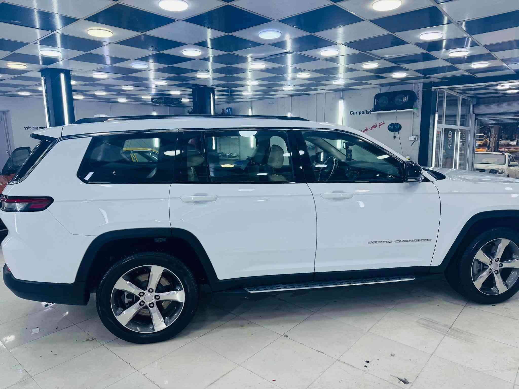 🚘 للبيع جيب 2022 خليجي ال – وكالة هارلم 🇺🇸✨
🔸 Limited
🔸 رقم بغداد
🔸 ماشية 46 ألف كم حقيقي
🔸 السيارة باسمي شخصياً 
🔸 بانوراما ☀️
🔸 شيفتات ستيرن 🎛️
🔸 مودات قيادة متعددة
7 راكب العائلي
🔸 تخم تايرات جديد دلوب الياباني 🛞صار 3 اشهر من شديتة  مليون وميتين سعرة
🔸 الإسبير منازل
🔸 السيارة مكفولة من كل شي ، گير ومحرك  خير من الله 🙏🏻
🔸 كفالة عامة والسيارة بحالة ممتازة جداً
🔸 ما تحتاج أي مصرف، جاهزة للاستخدام مباشرة 💯

✨ سيارة نظيفة جداً وجديدة بكل معنى الكلمة

🤲🏻 وبالخير  على اللي ياخذها. السعر 320 
للاستفسار *********** مكان السيارة ديالى
