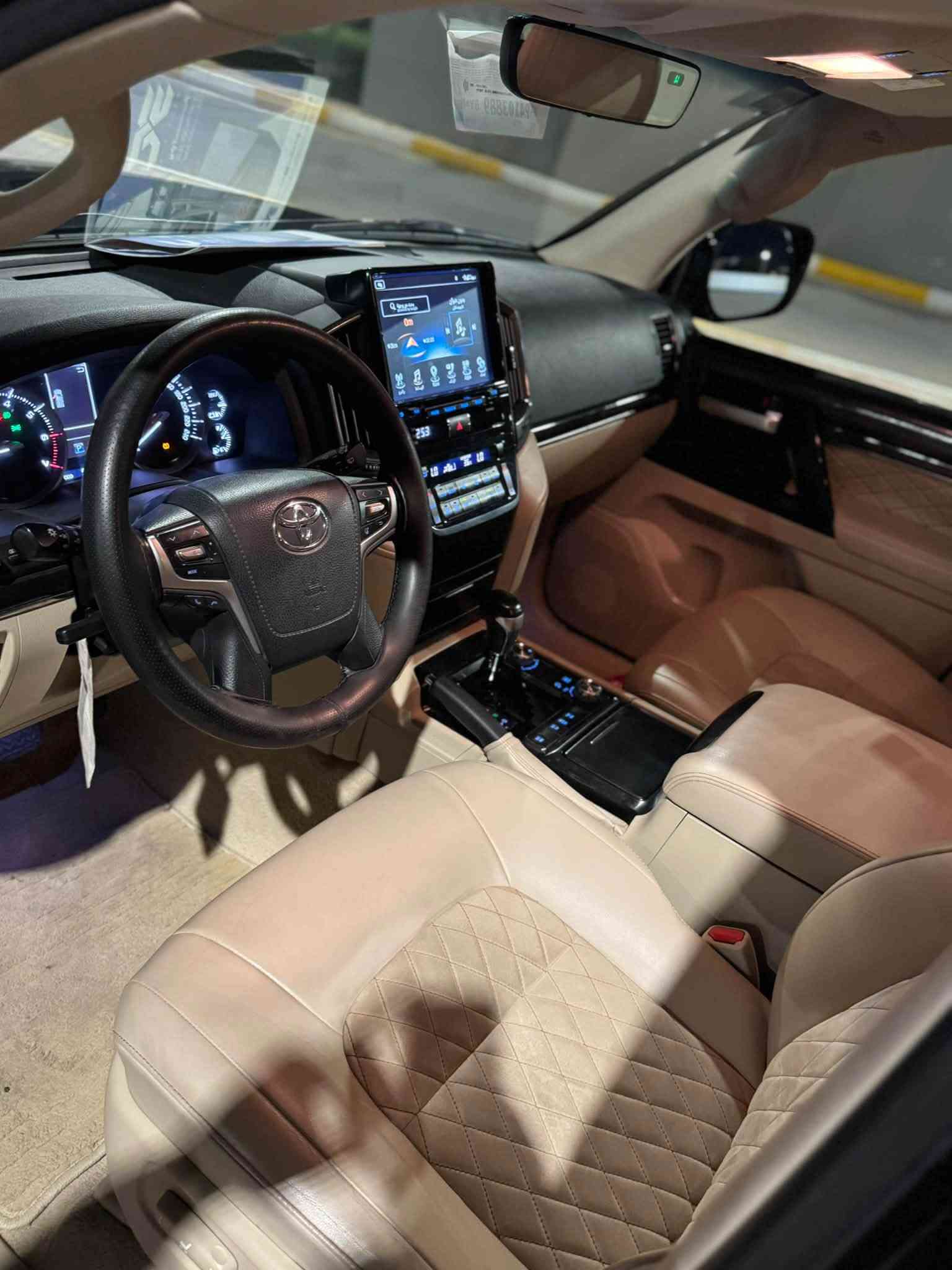 الاند كروز 2021 خليجي فطيم اصل

كفاله عامه مغلفه PPF امريكي ابو ضمان 

كير ومكينه كفاله       4.600.   V8 

بيها رصعه صغيره بل باب مسحوبه مقدار اصبع اباهام فقط 

ماشيه 98 km حقيقي 

سياره ع وضع شركه كلش جديده 

تجي تفحص وتتاكد من صحه الكلام 

سعر 520. بيها مجال 
مكانها الرمادي 
***********

